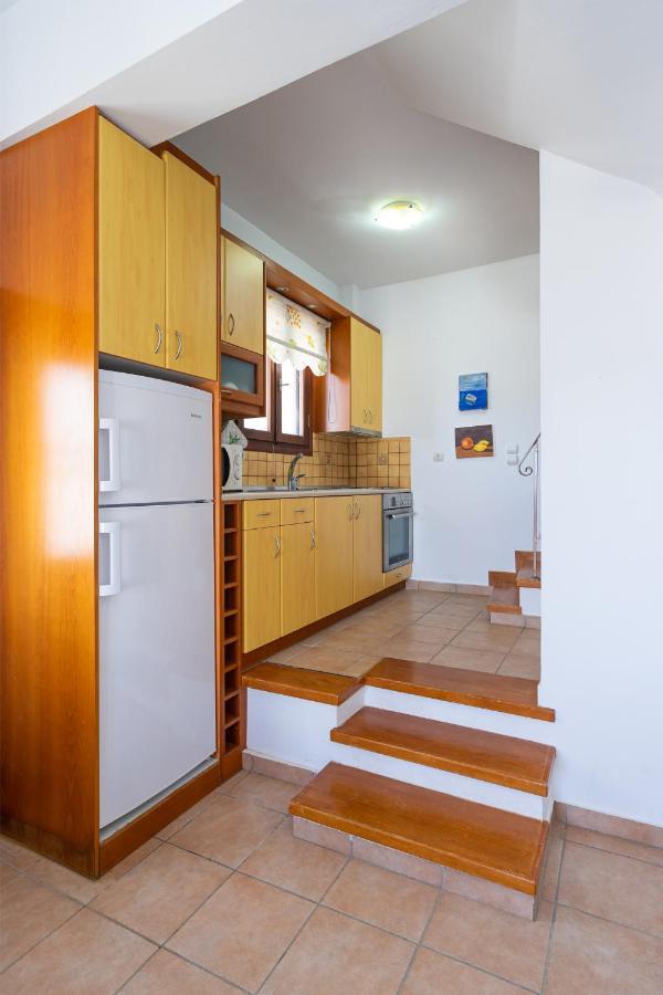 Maisonette In Roussa Ekklisia Sitia  Exteriör bild